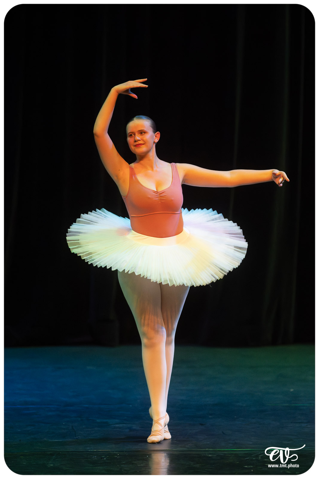 ECOLE DE DANSE CÉCILE ADAMOW